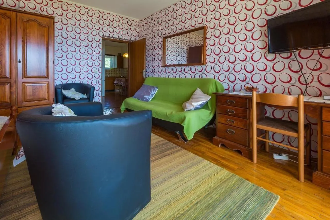 Two-Bedroom Apartment Crikvenica 3