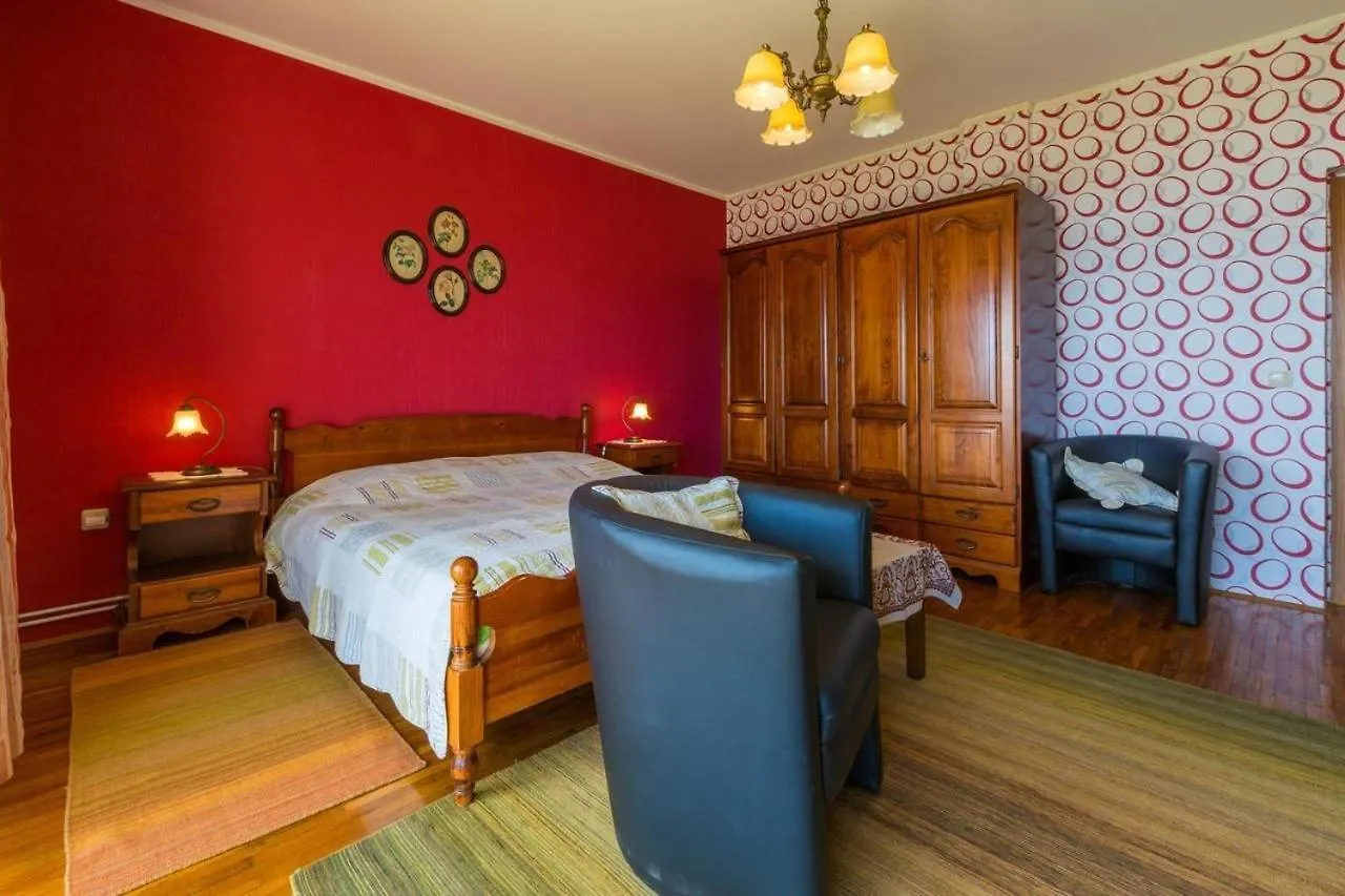 Two-Bedroom Apartment Crikvenica 3