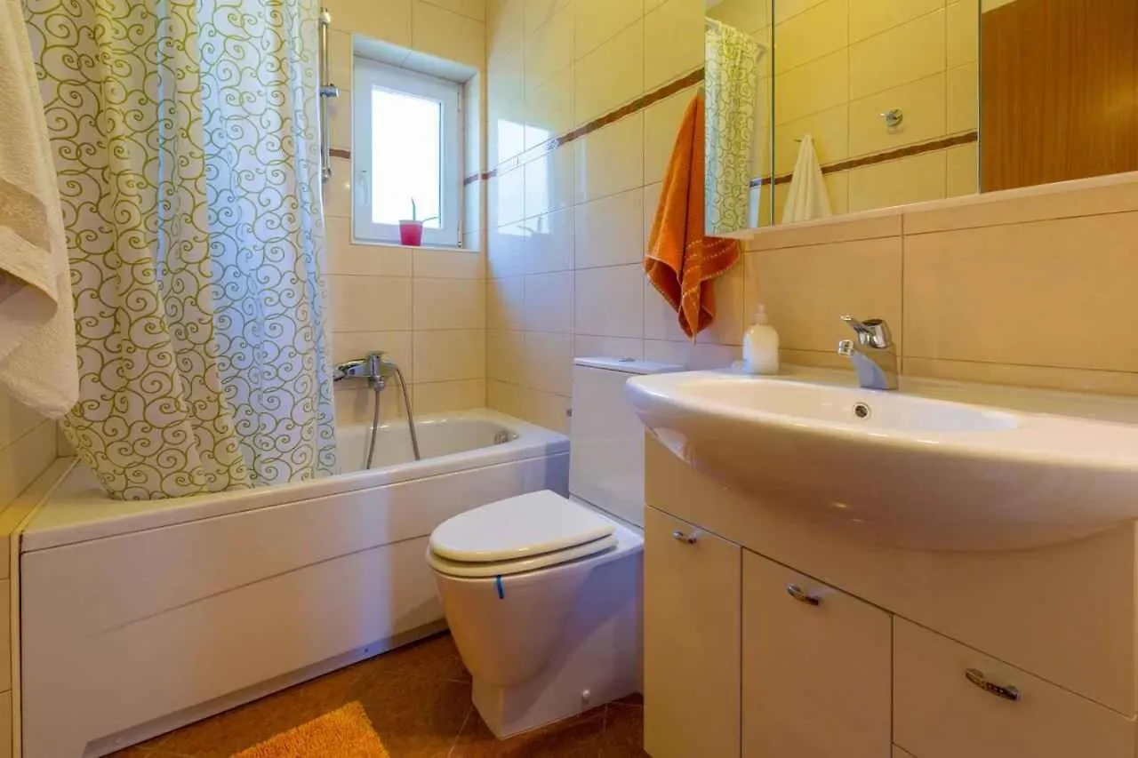 Two-Bedroom Apartment Crikvenica 3