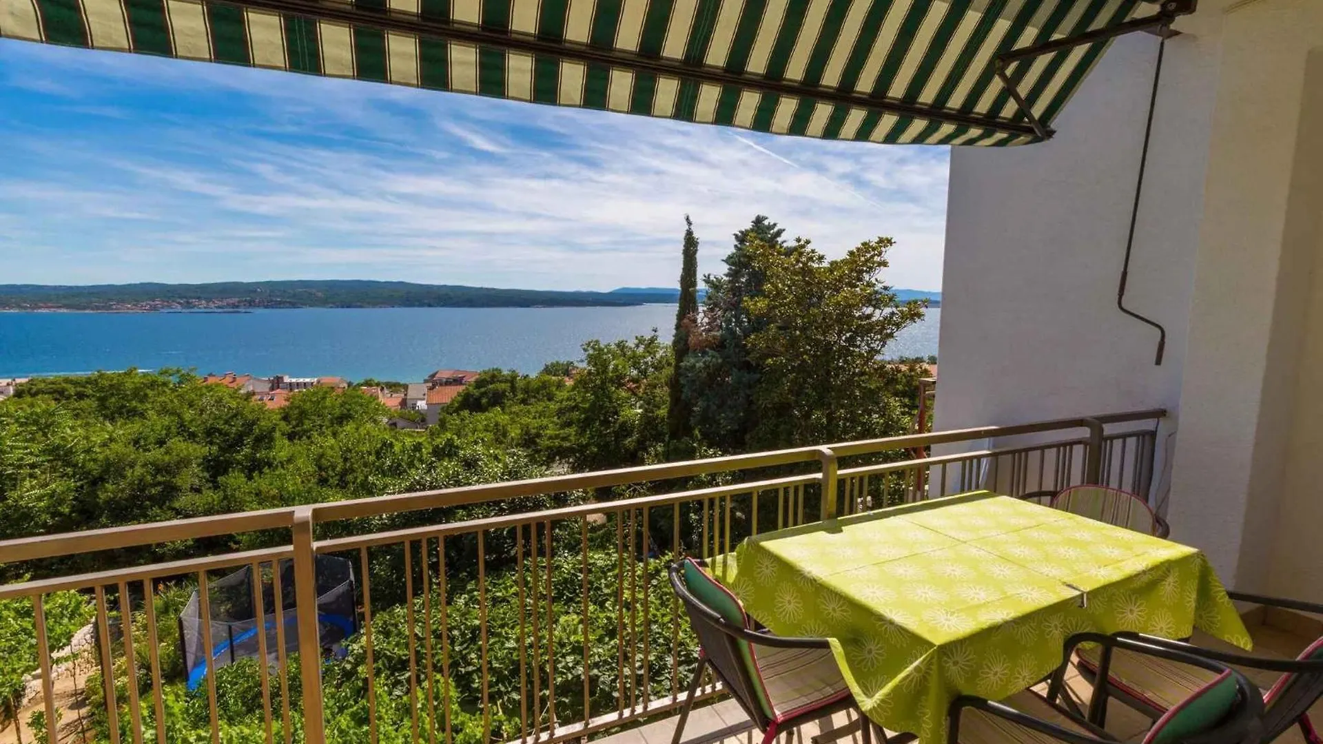 Two-Bedroom Apartment Crikvenica 3